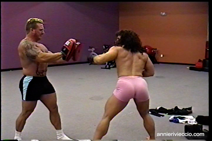 Annie Rivieccio, AnnieRivieccio.com