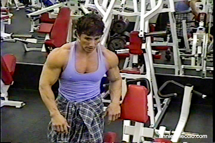 Annie Rivieccio Video: Road to the Olympia 2005 - Image 4