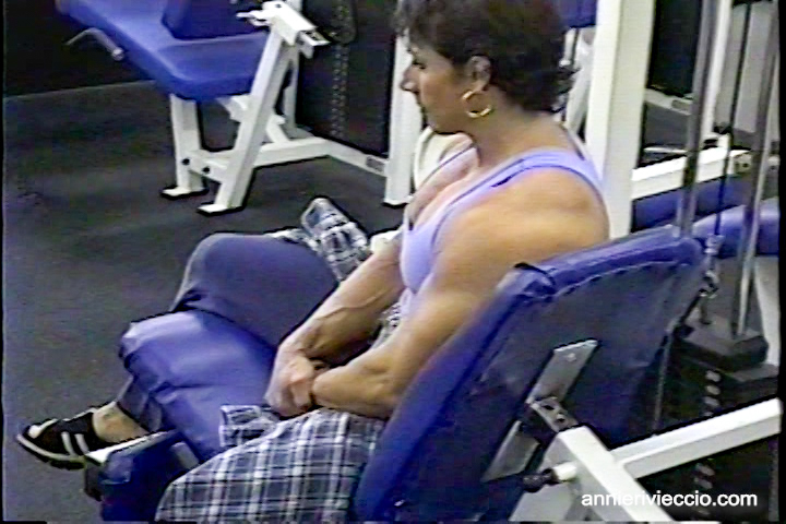 Annie Rivieccio Video: Road to the Olympia 2005 - Image 28