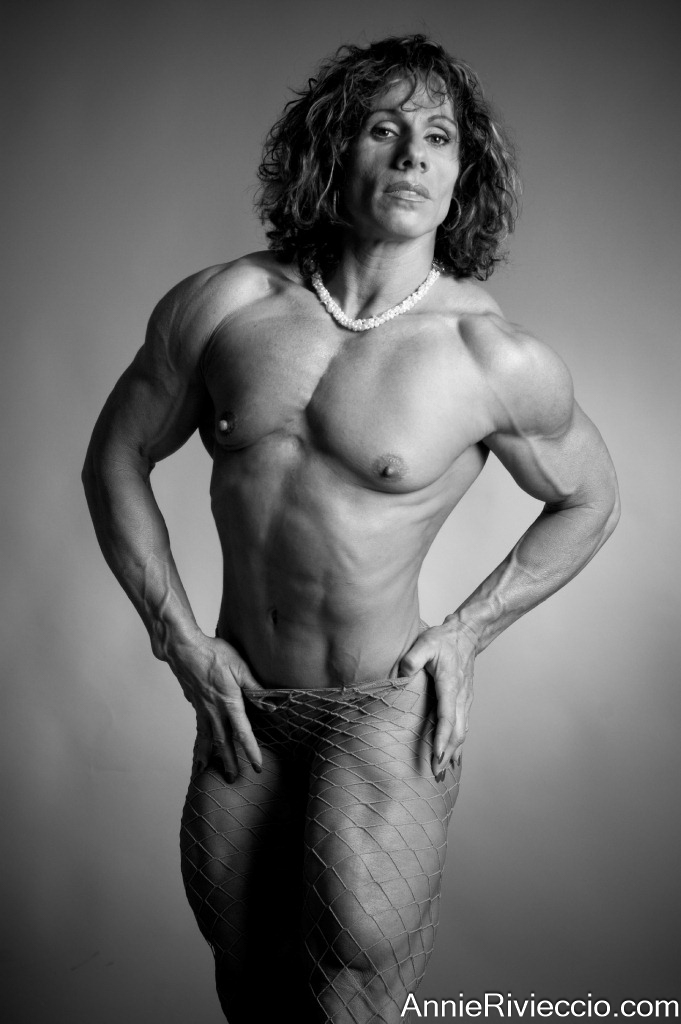 Annie Rivieccio