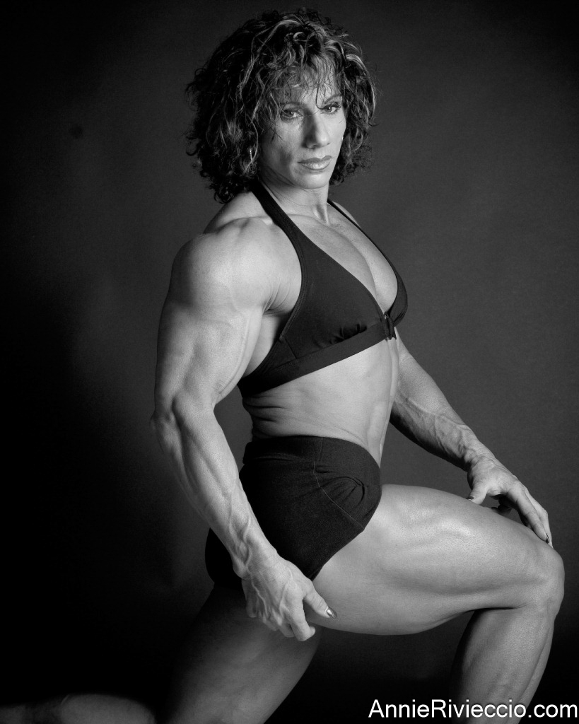 Annie Rivieccio
