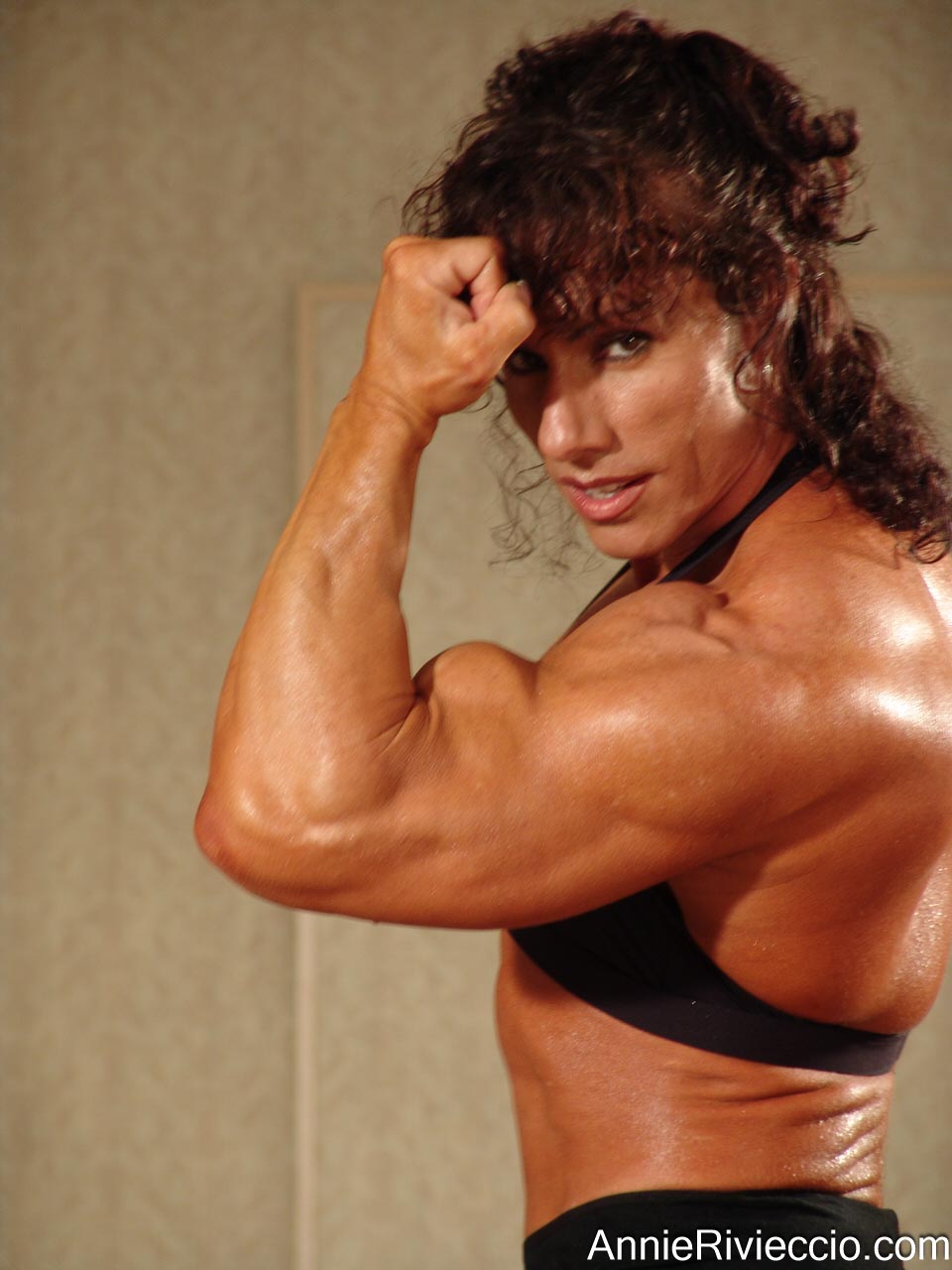 Annie Rivieccio