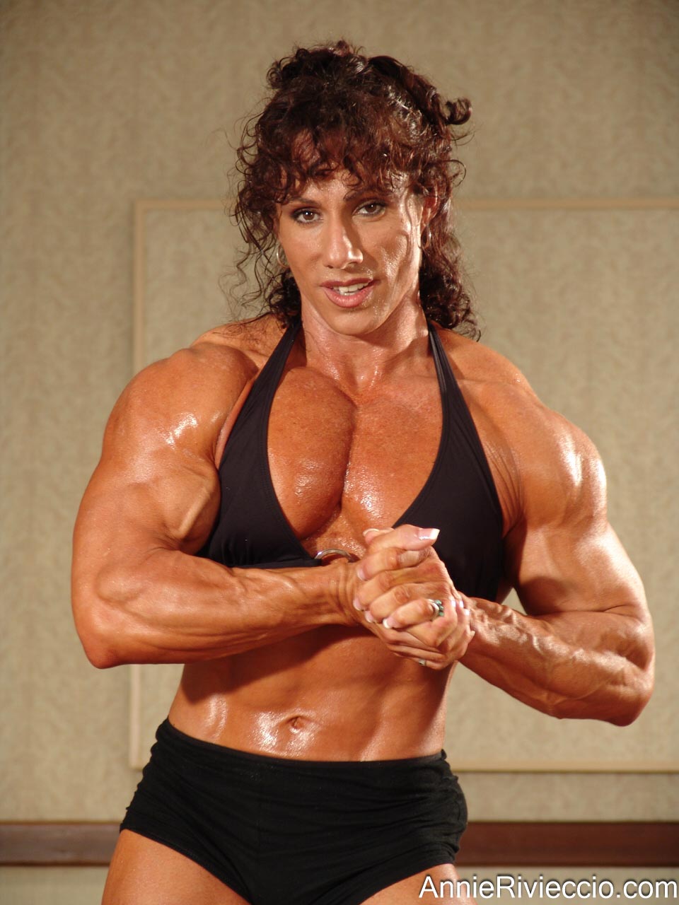 Annie Rivieccio