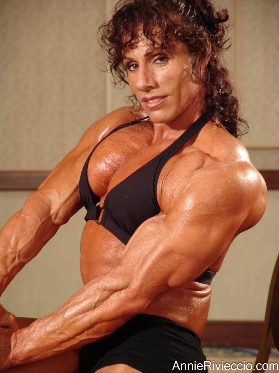 Annie Rivieccio