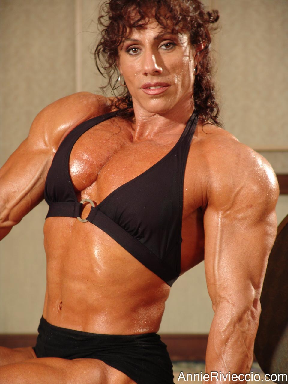 Annie Rivieccio