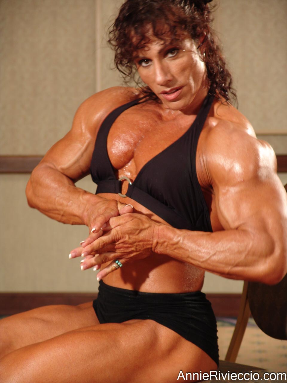 Annie Rivieccio