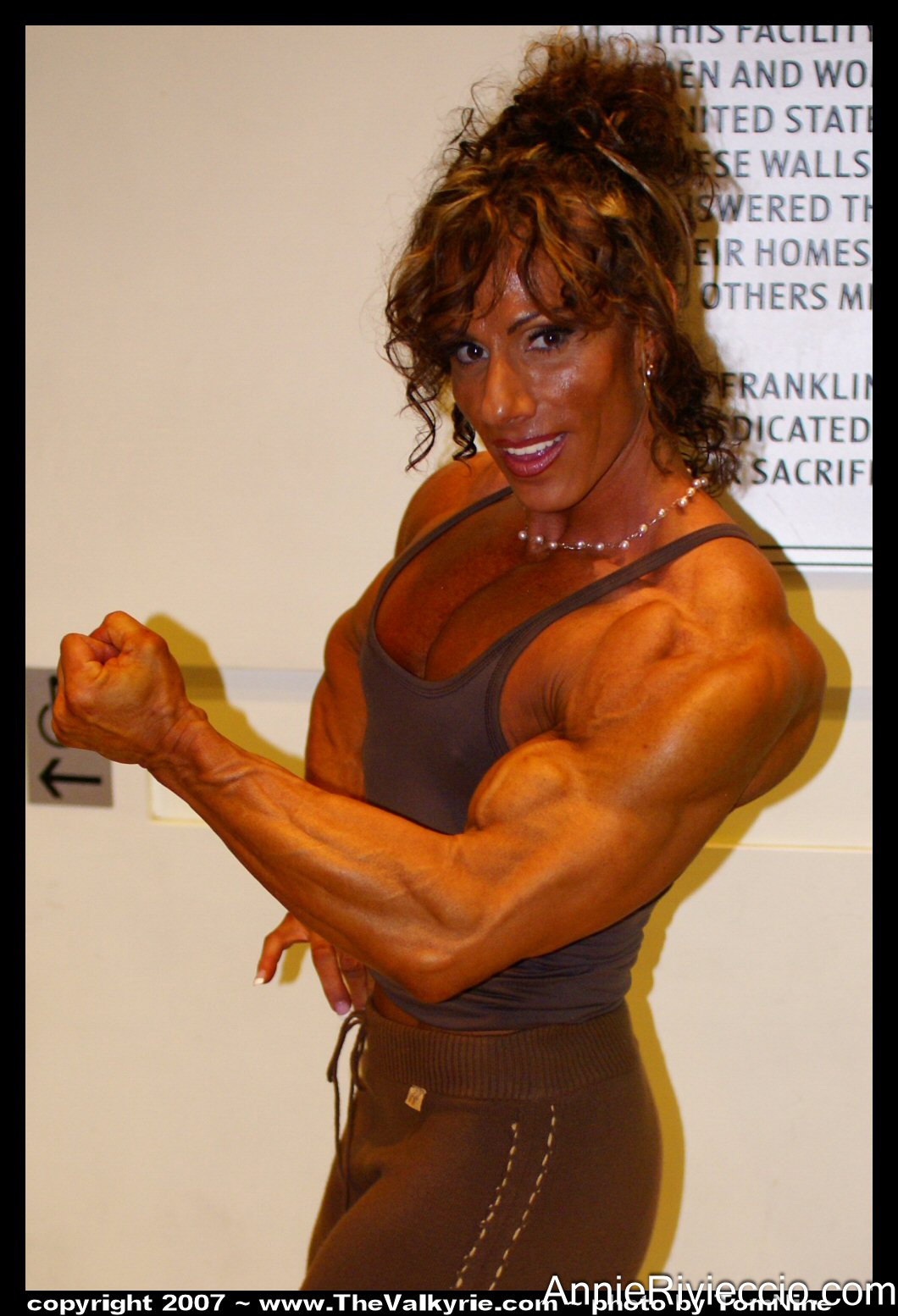 Annie Rivieccio
