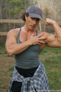Annie Rivieccio