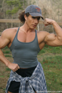 Annie Rivieccio