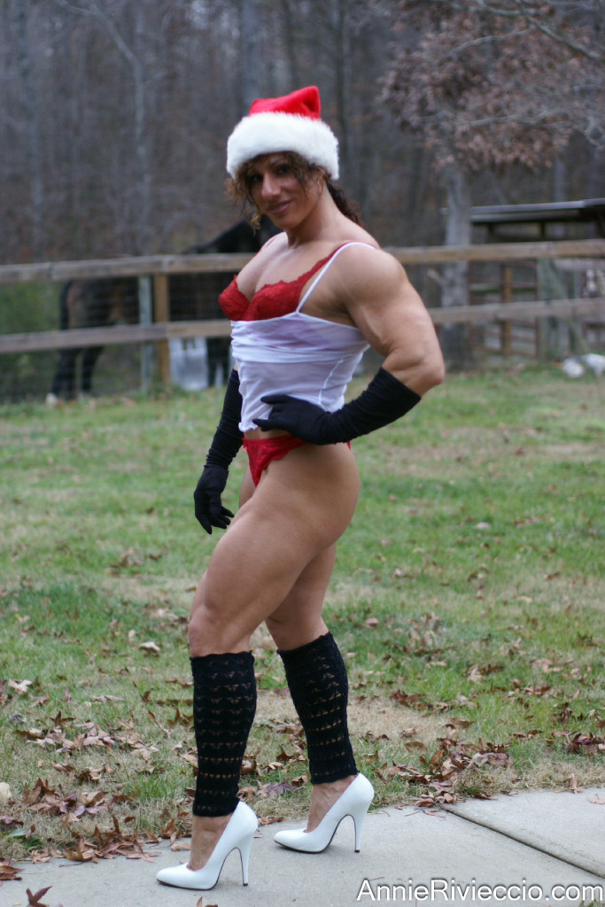 Annie Rivieccio