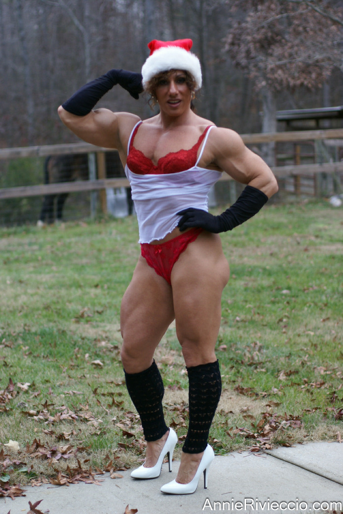 Annie Rivieccio
