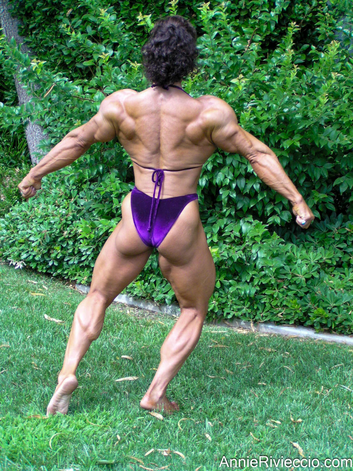 Annie Rivieccio