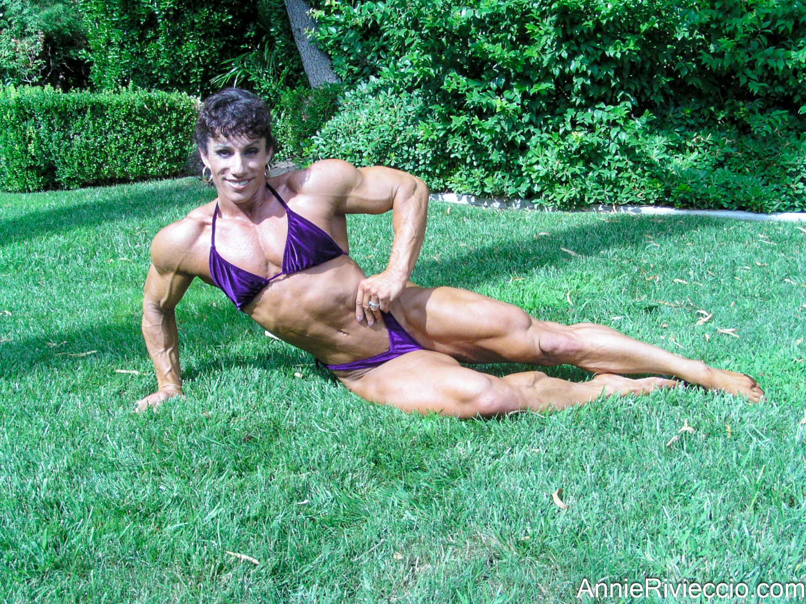 Annie Rivieccio