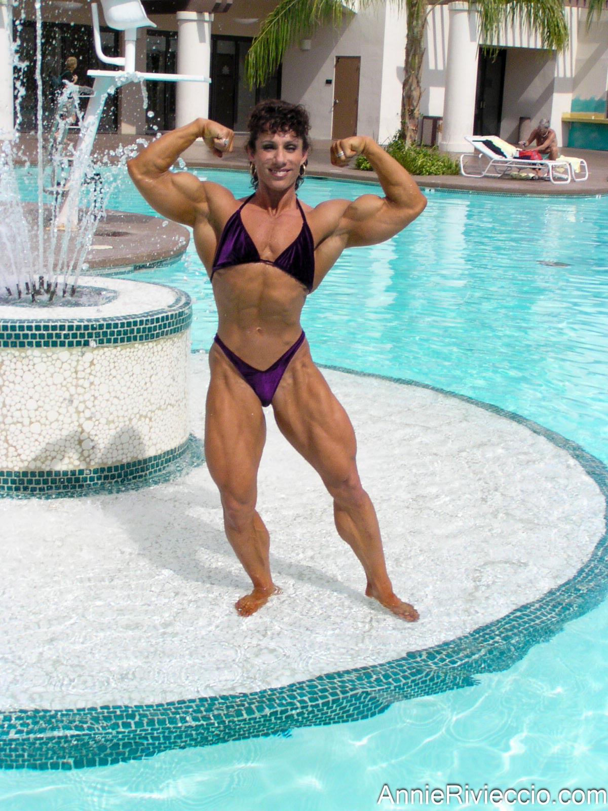 Annie Rivieccio