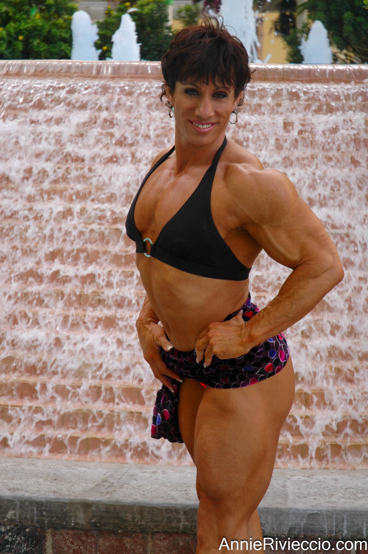 Annie Rivieccio