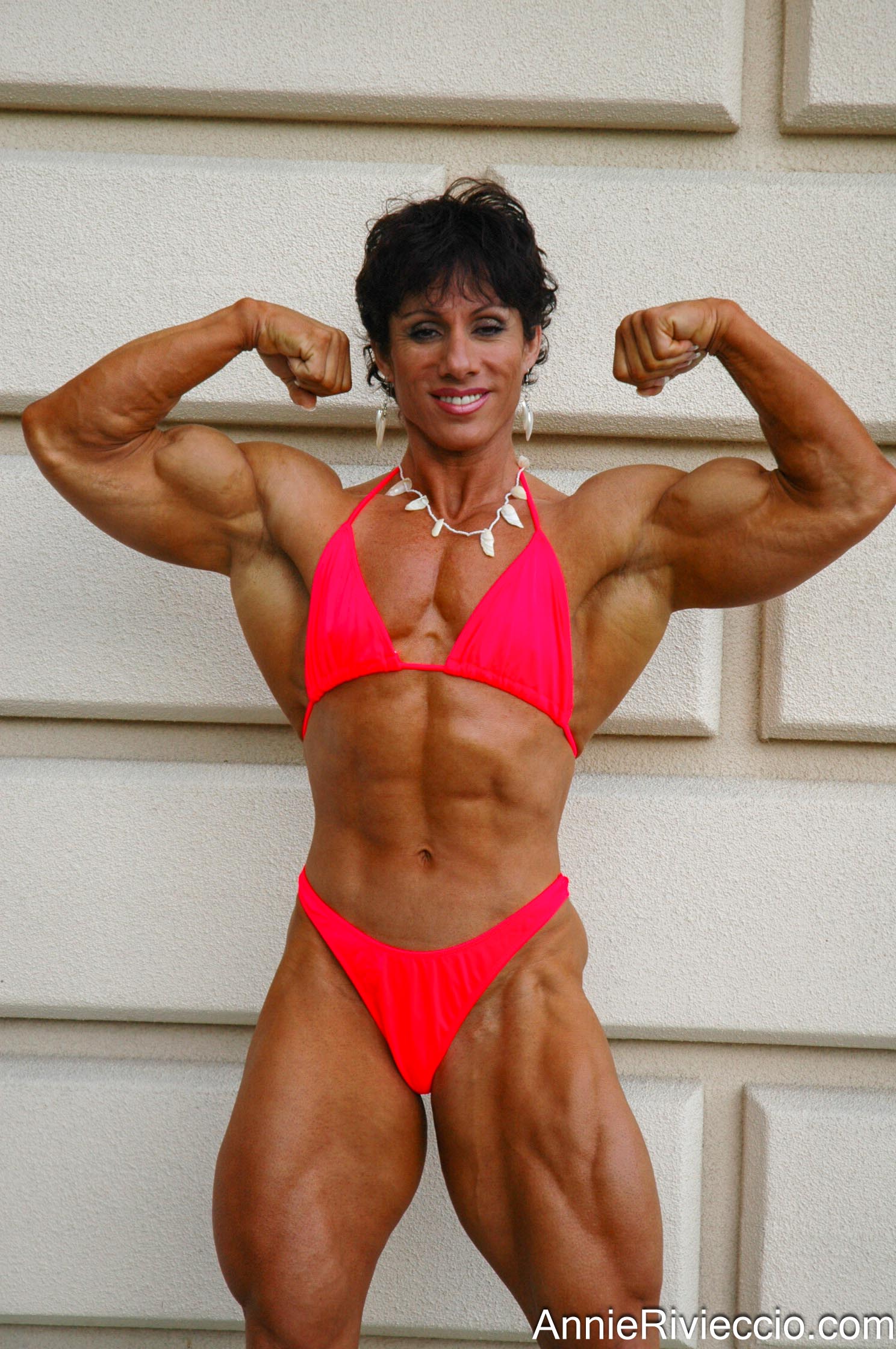 Annie Rivieccio