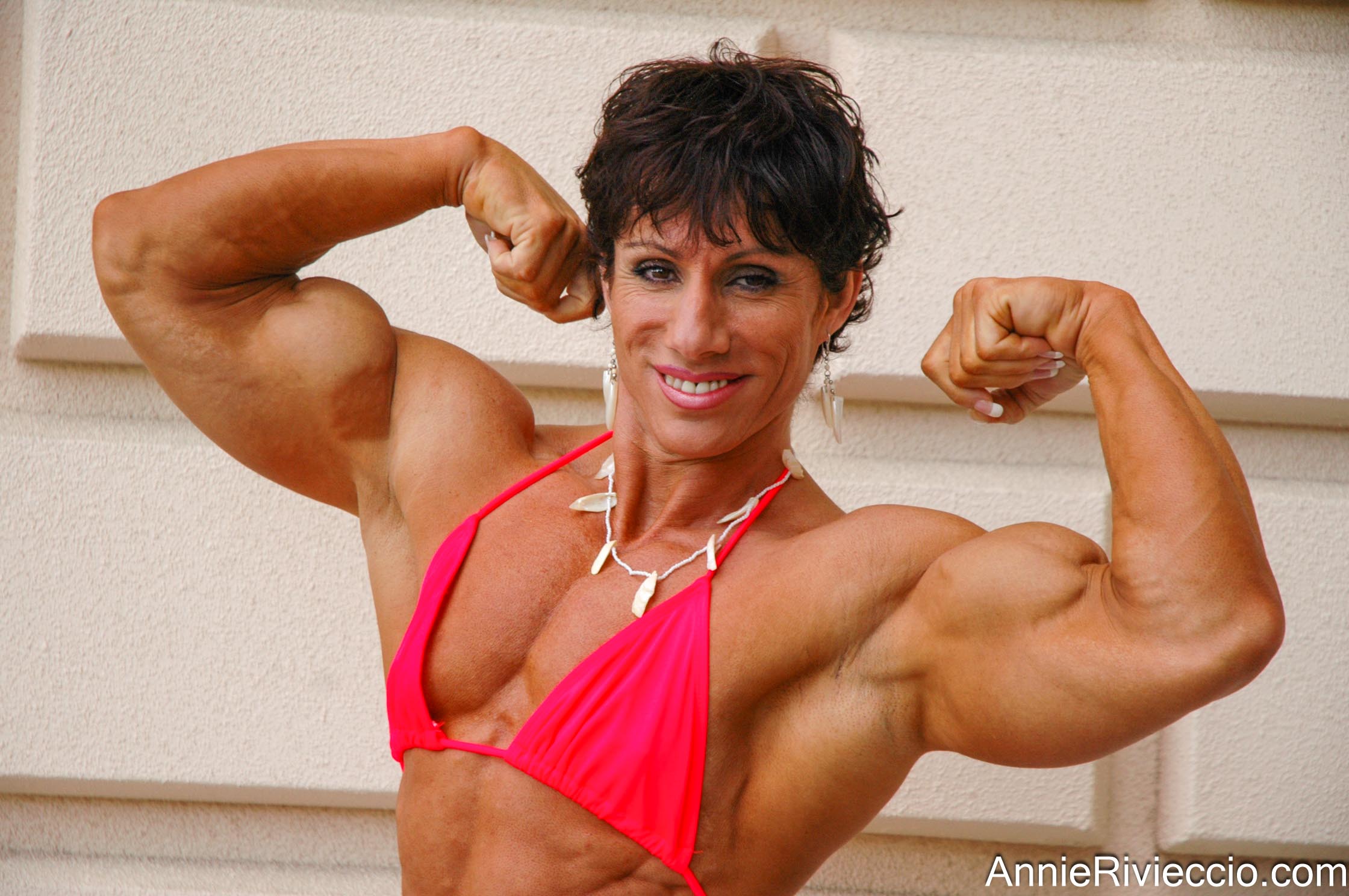 Annie Rivieccio