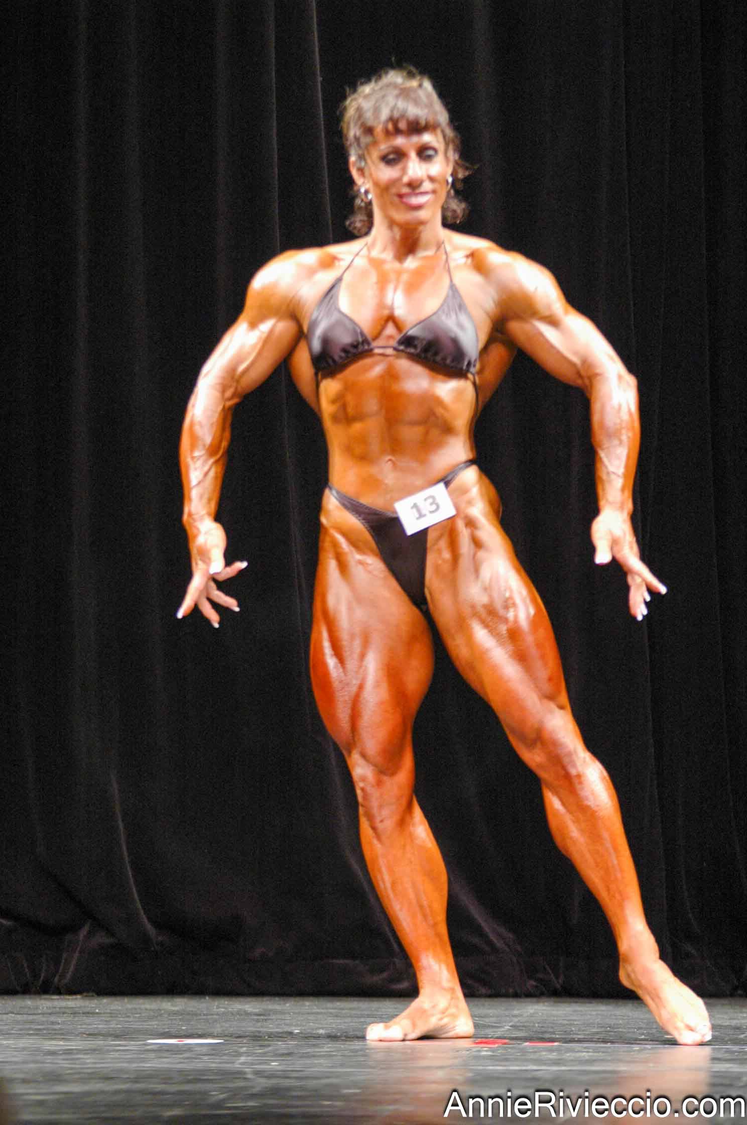 Annie Rivieccio