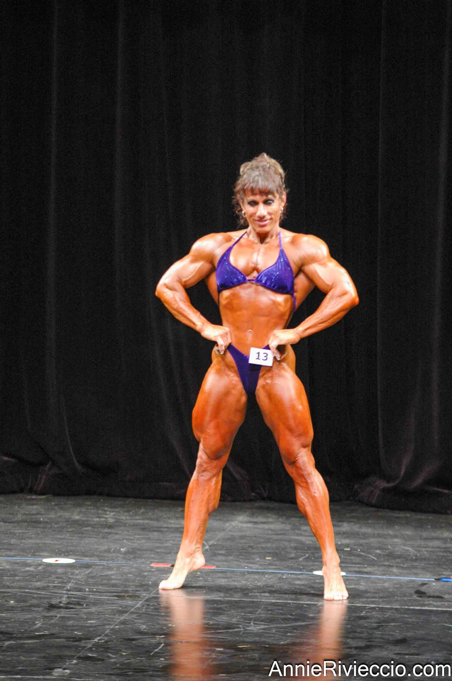 Annie Rivieccio