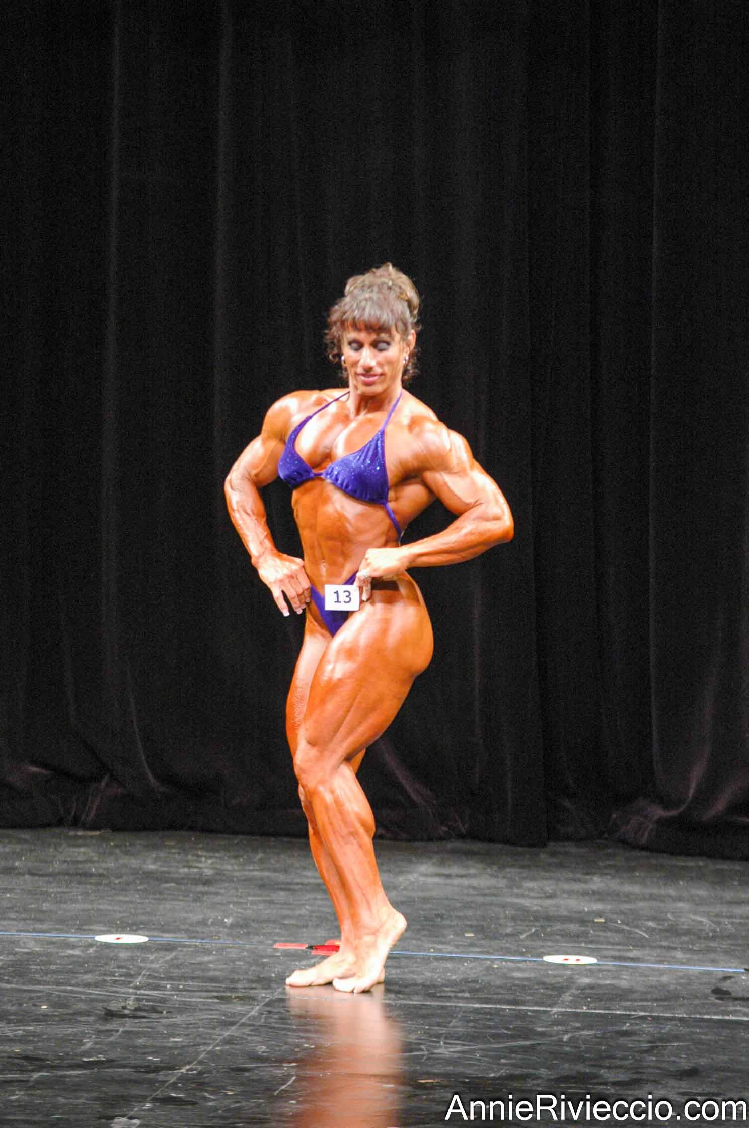 Annie Rivieccio