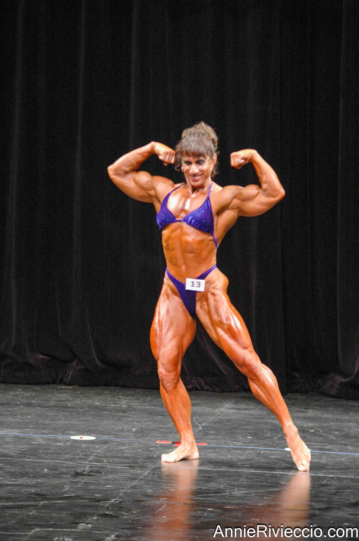Annie Rivieccio