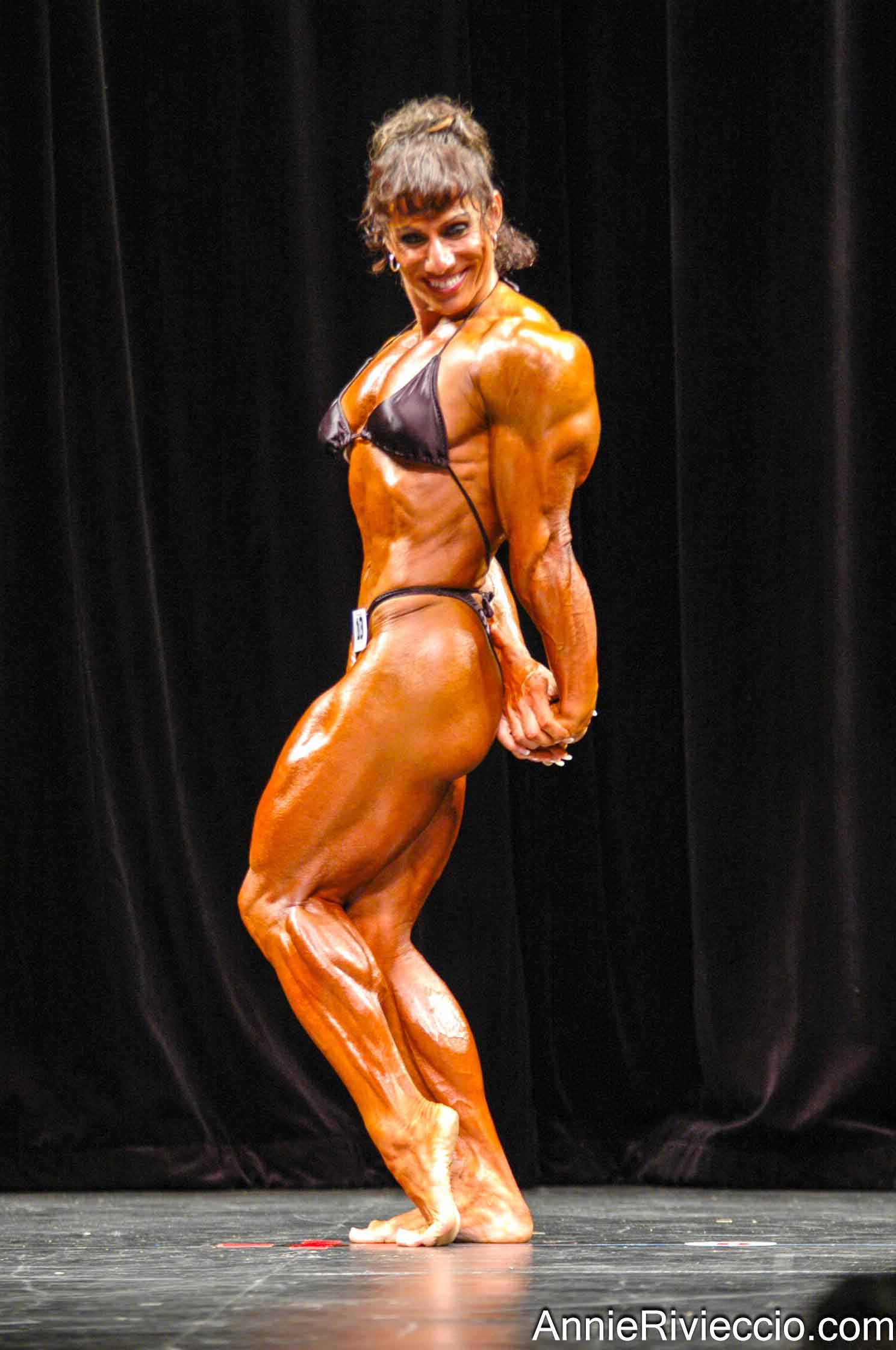 Annie Rivieccio