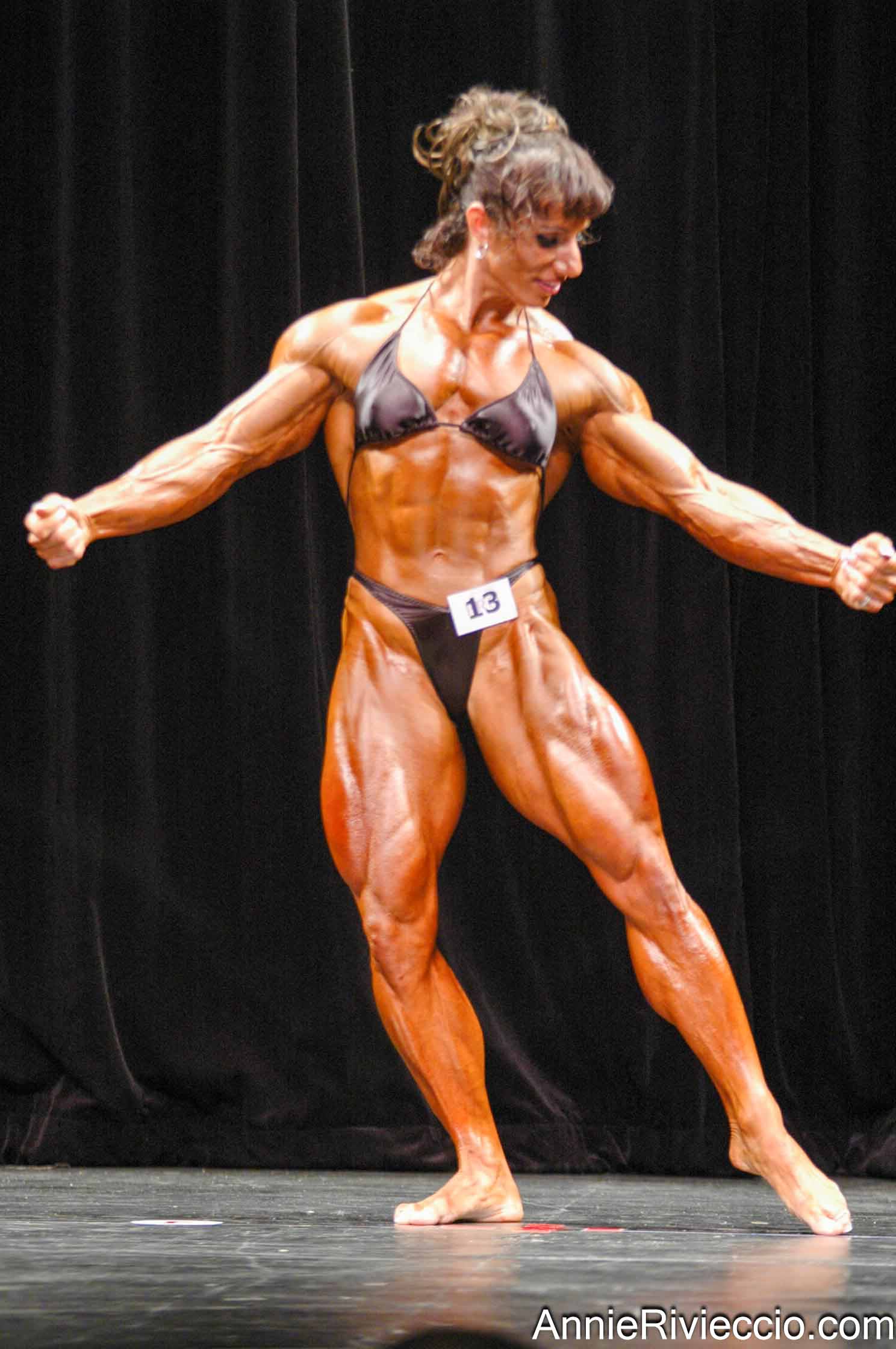 Annie Rivieccio