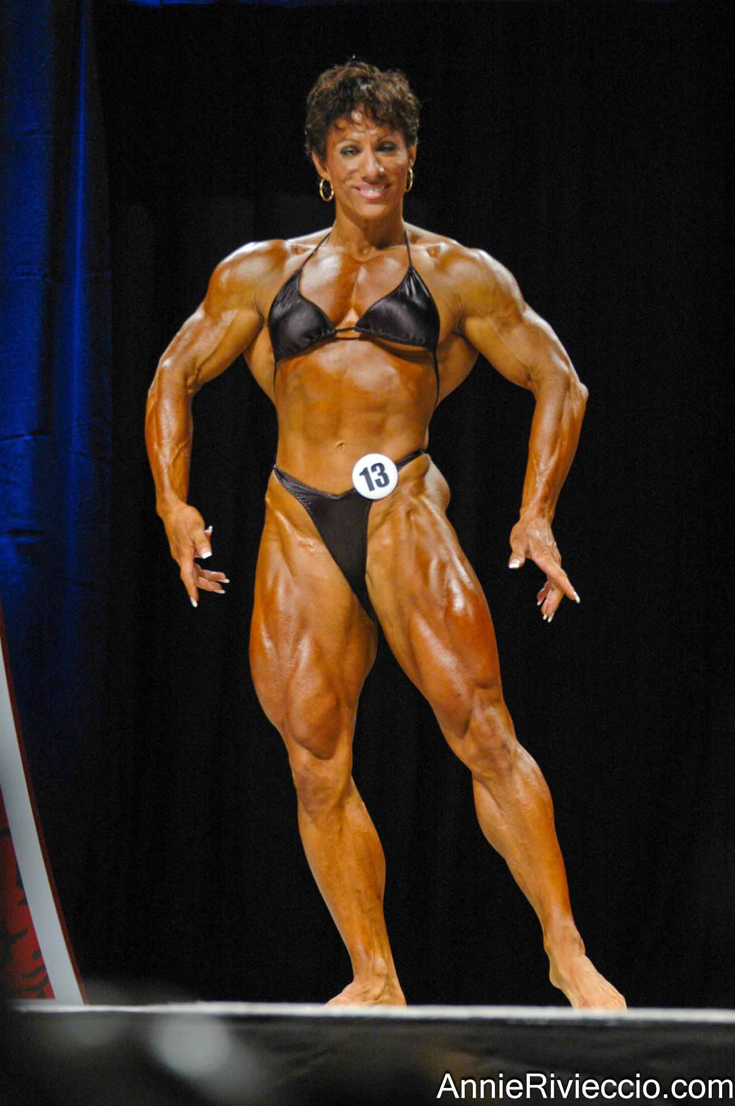 Annie Rivieccio
