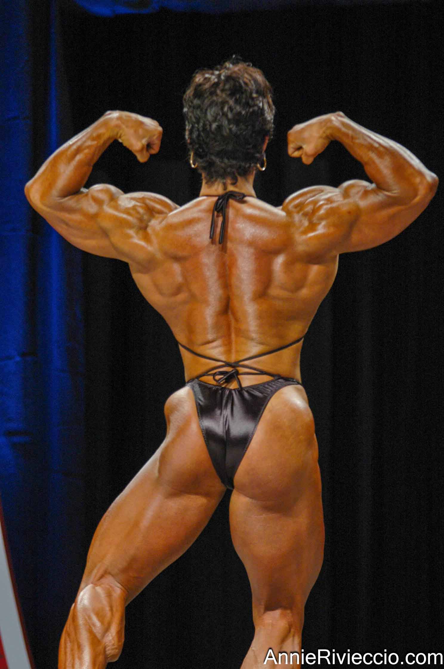 Annie Rivieccio