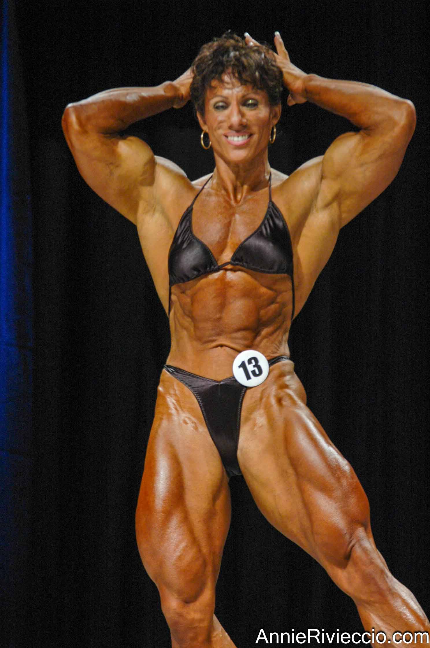 Annie Rivieccio