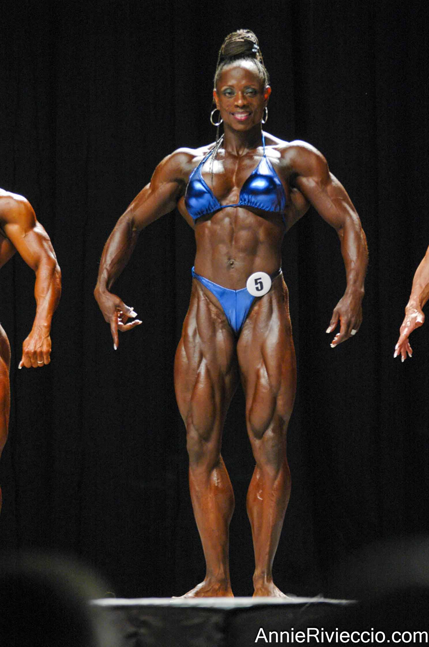 Annie Rivieccio