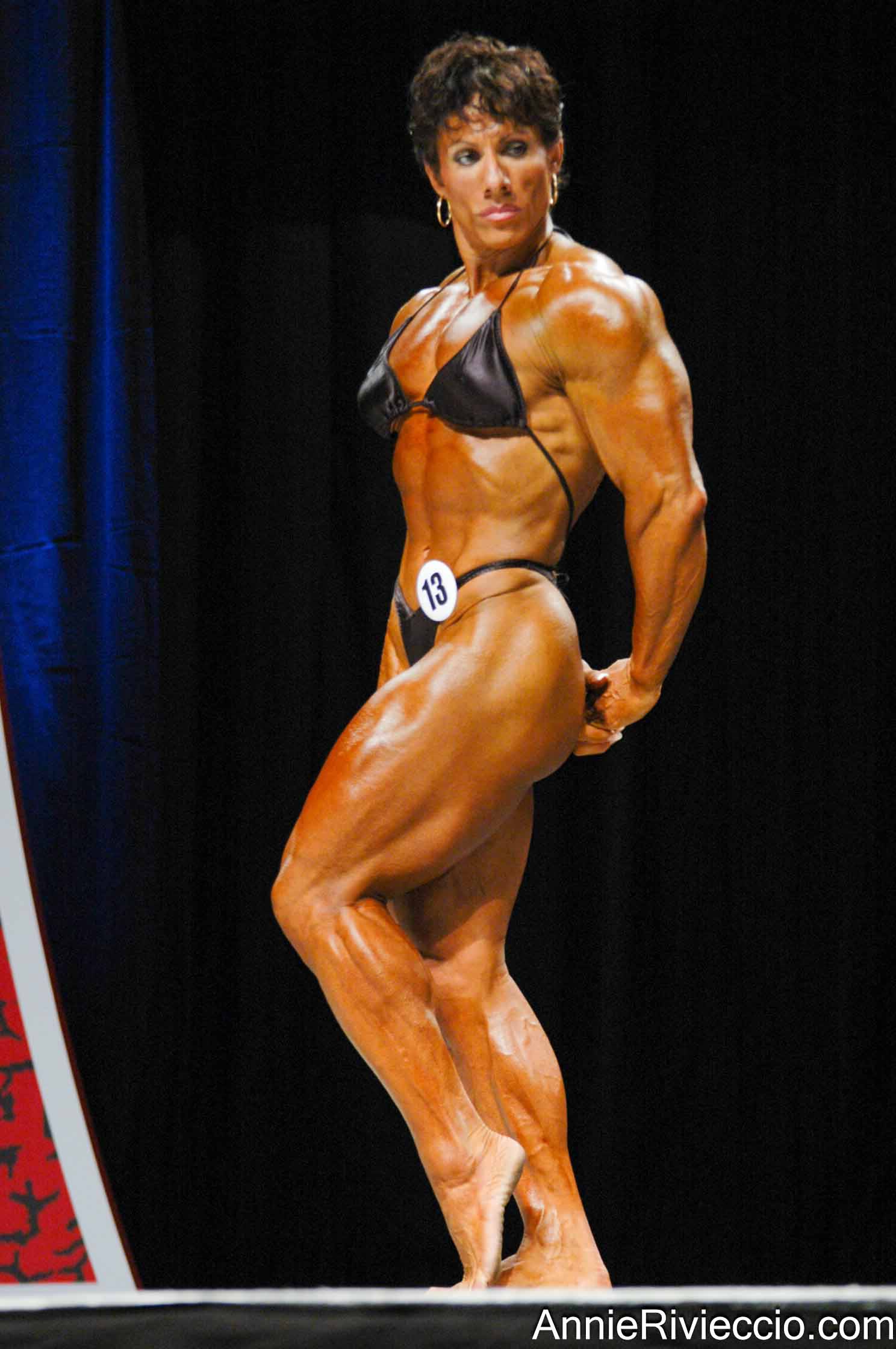 Annie Rivieccio