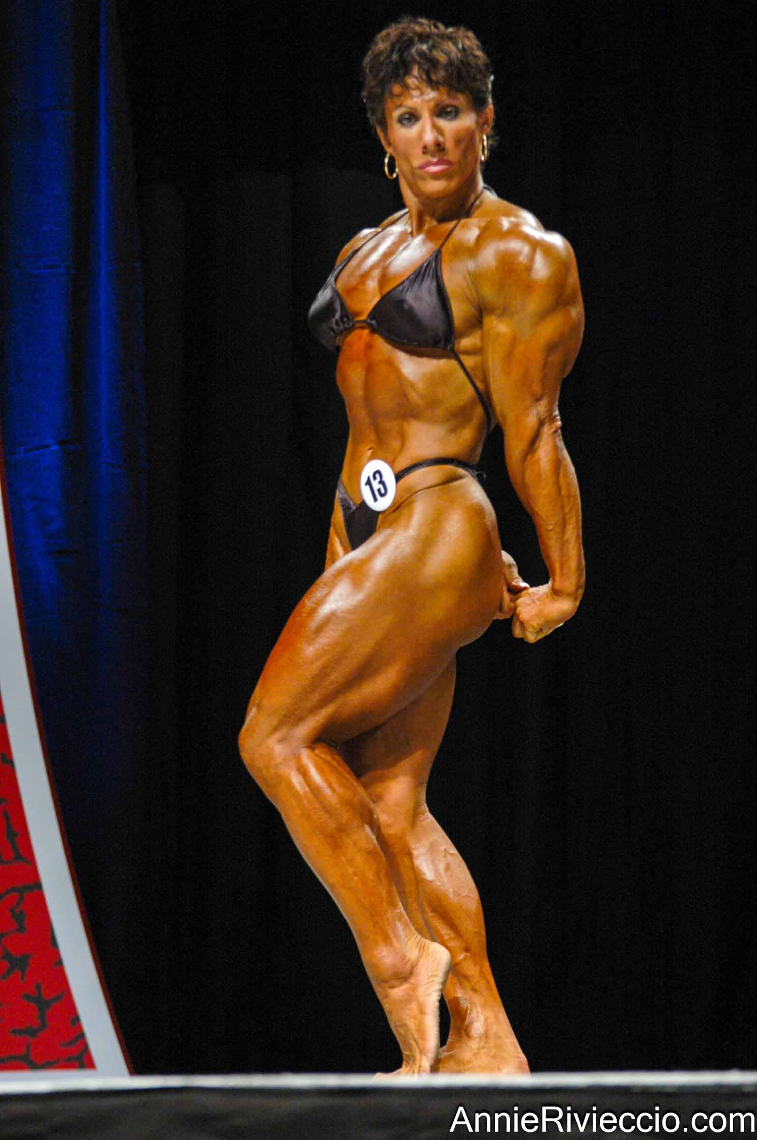 Annie Rivieccio