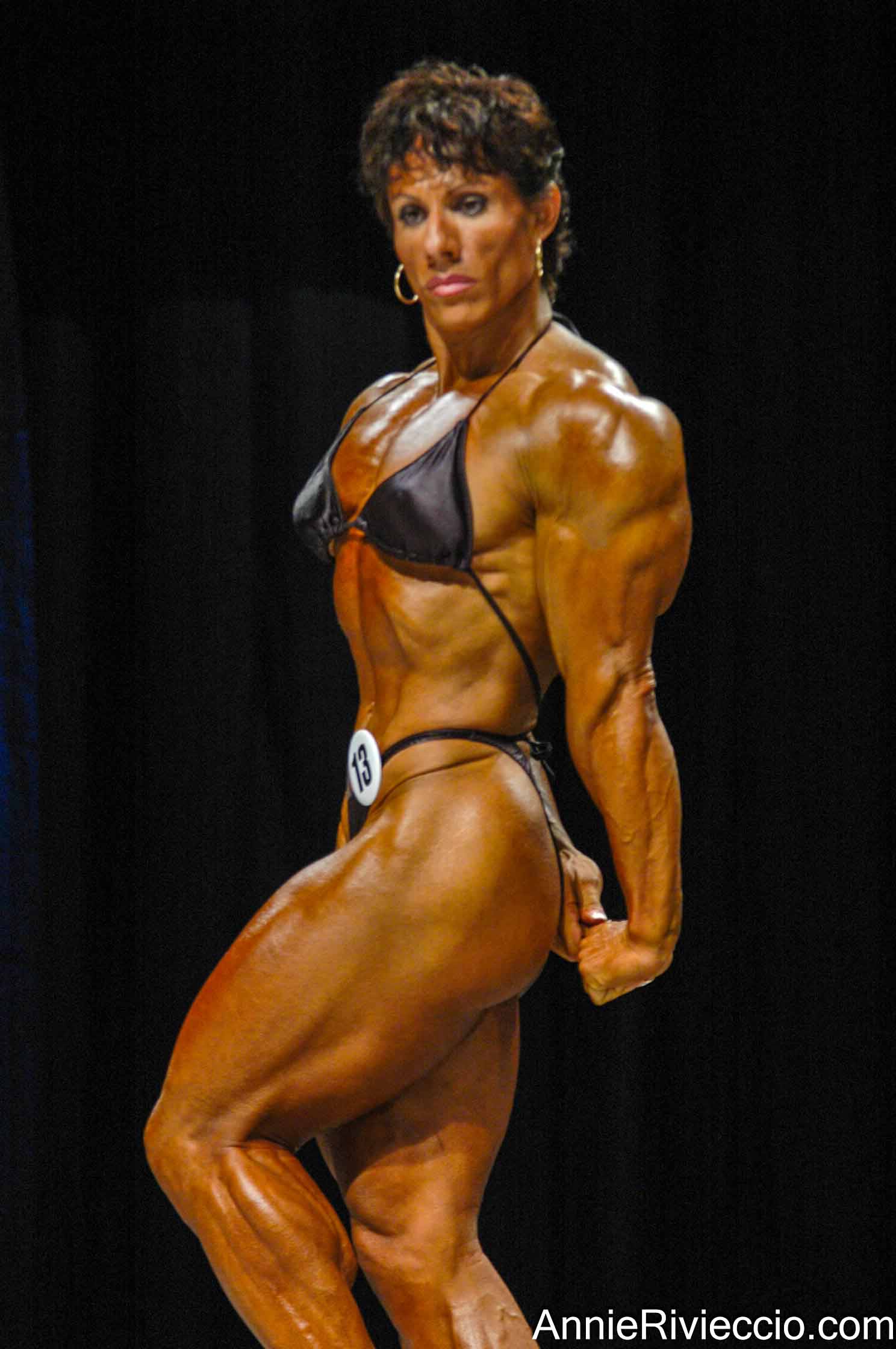 Annie Rivieccio