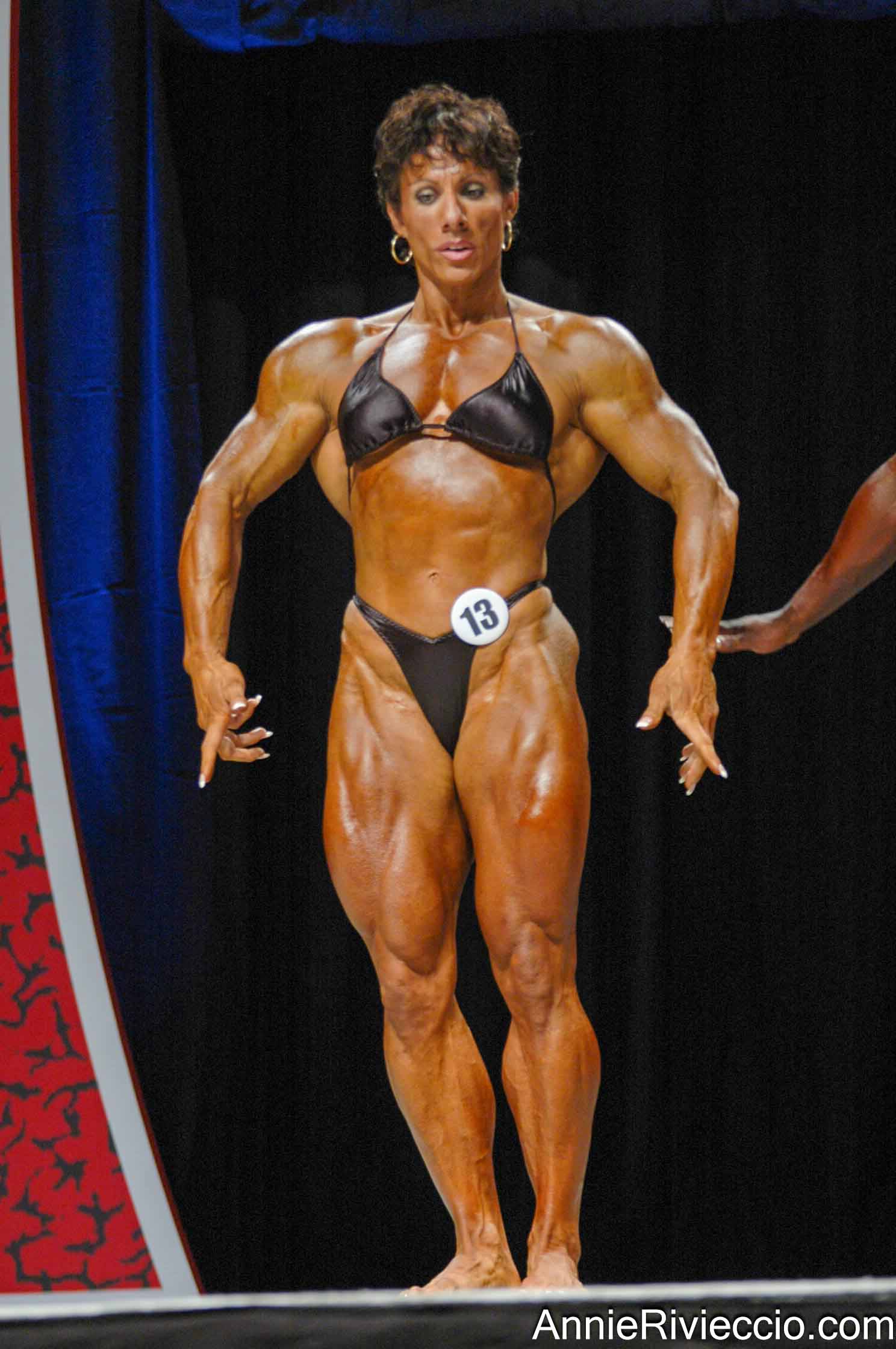 Annie Rivieccio