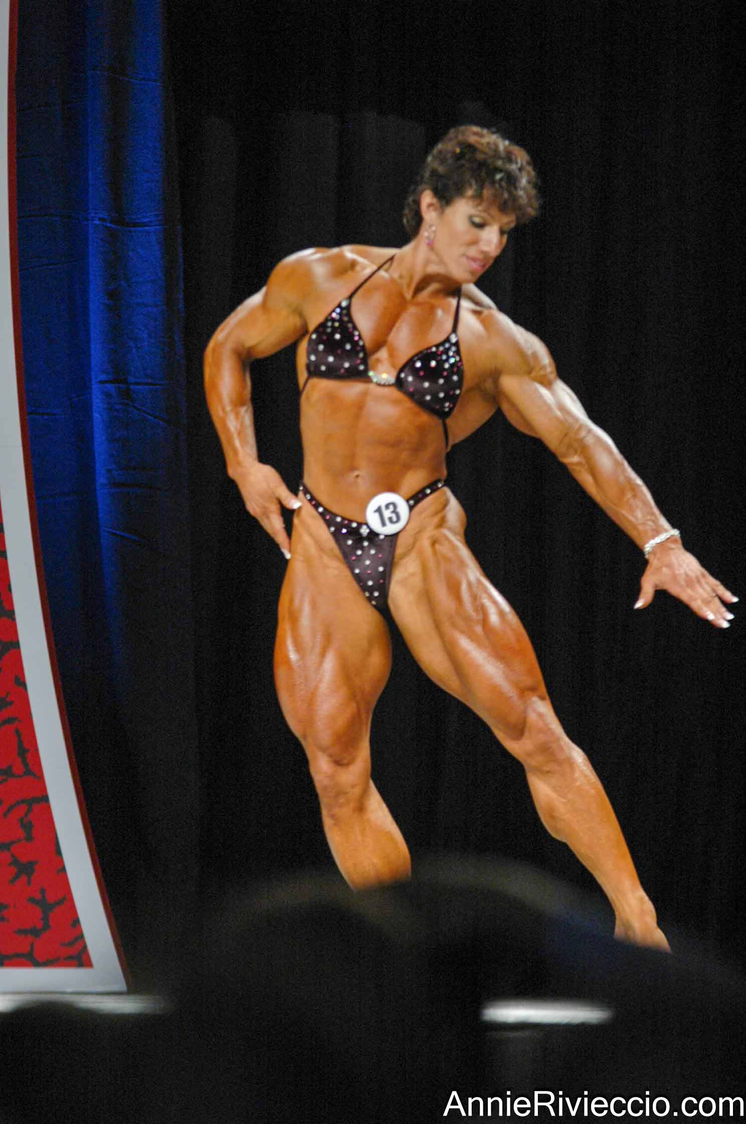 Annie Rivieccio