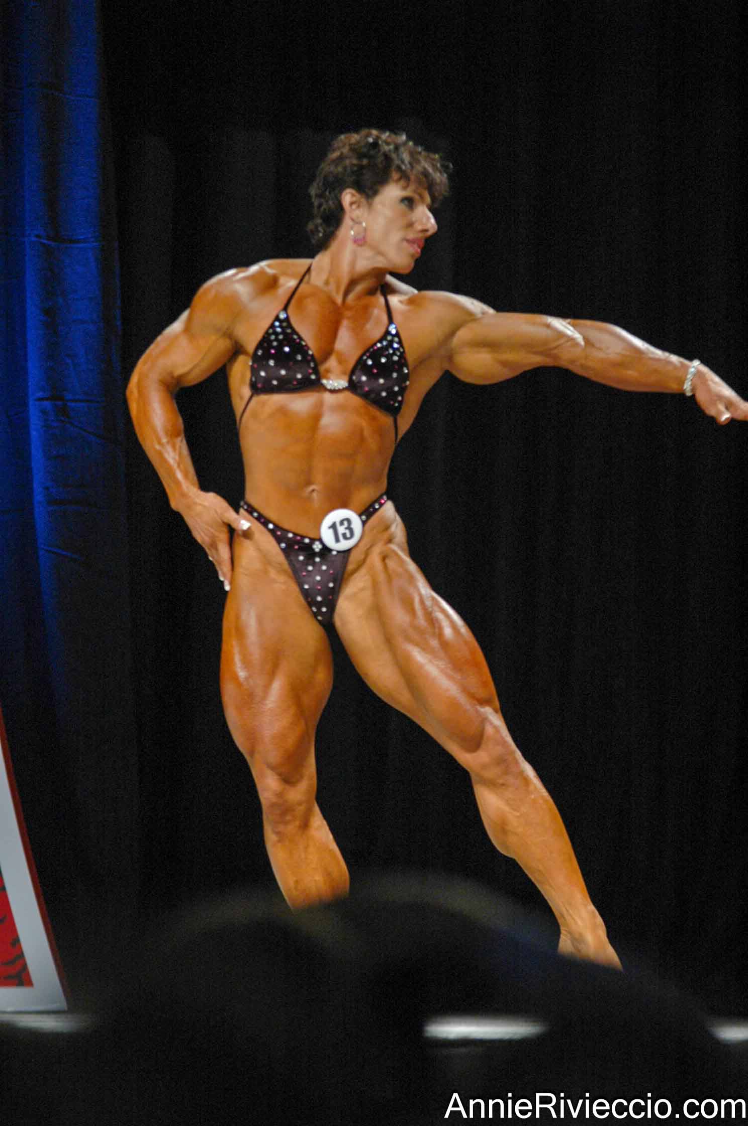 Annie Rivieccio