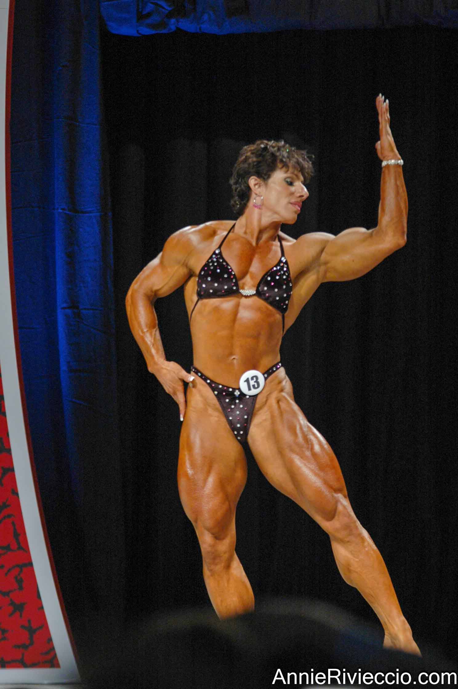 Annie Rivieccio