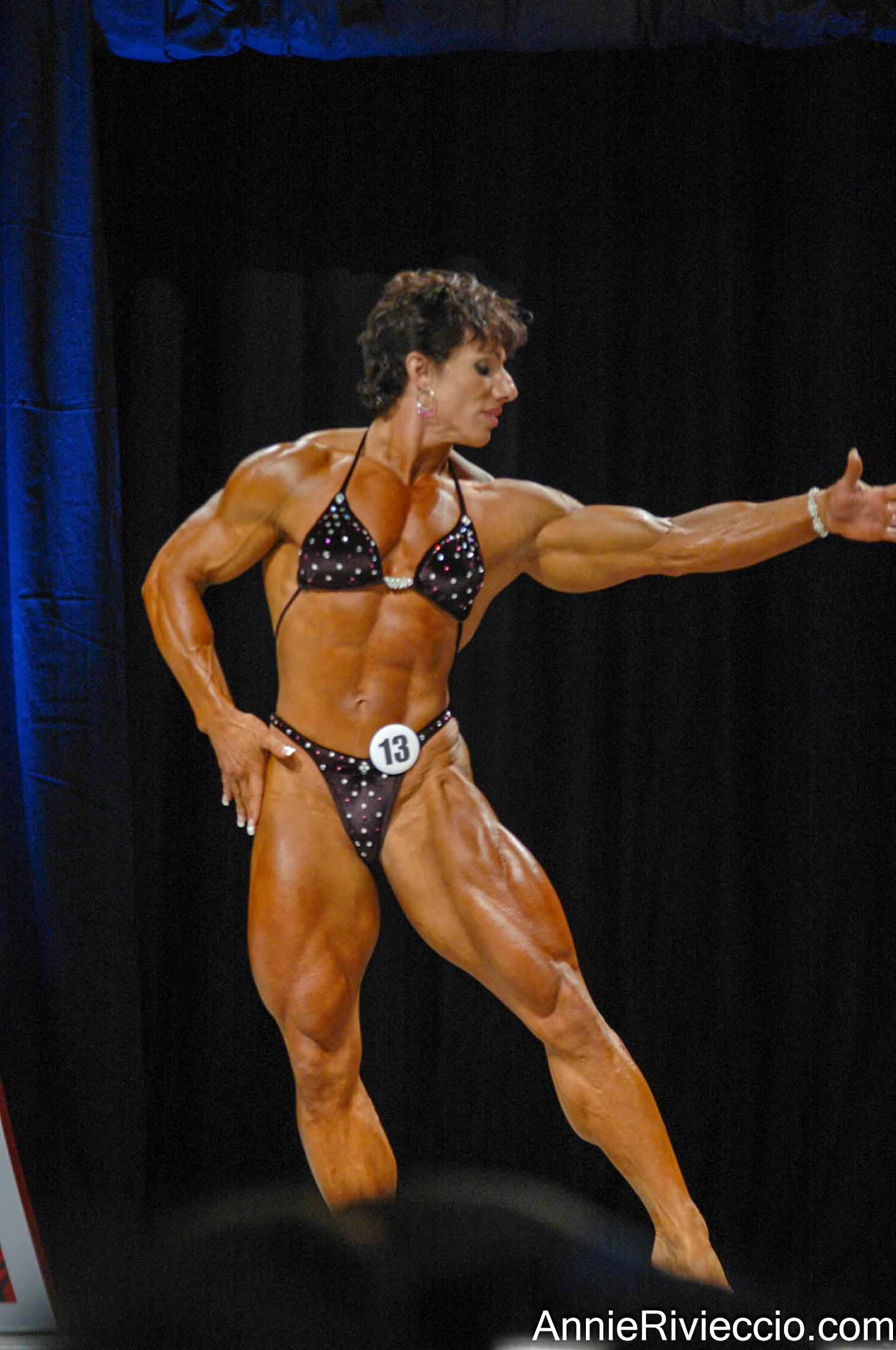 Annie Rivieccio