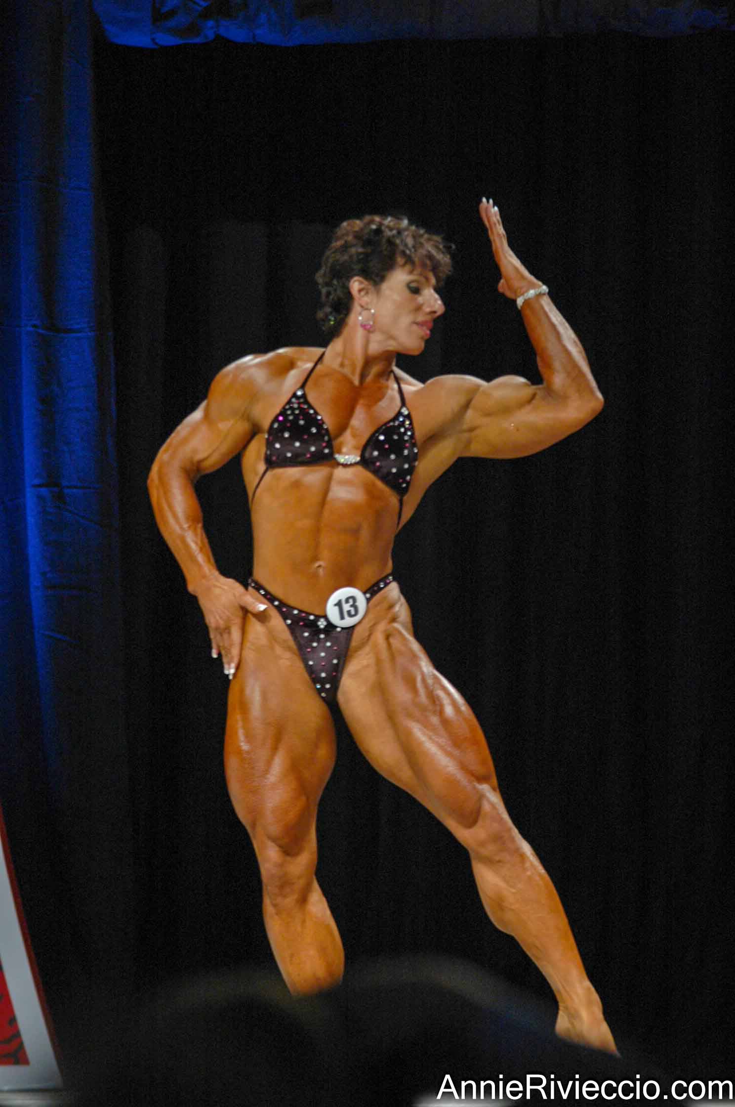Annie Rivieccio
