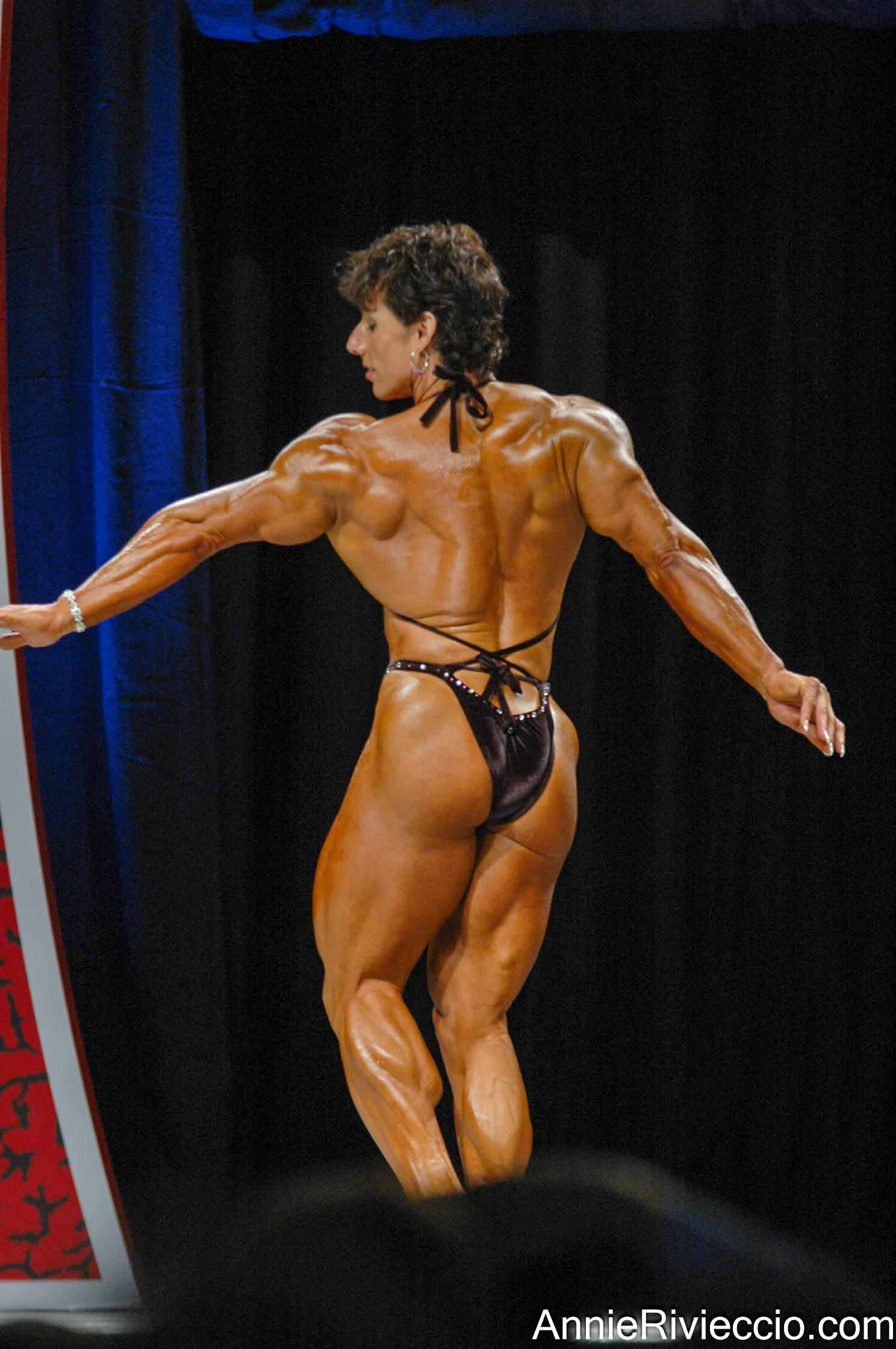 Annie Rivieccio