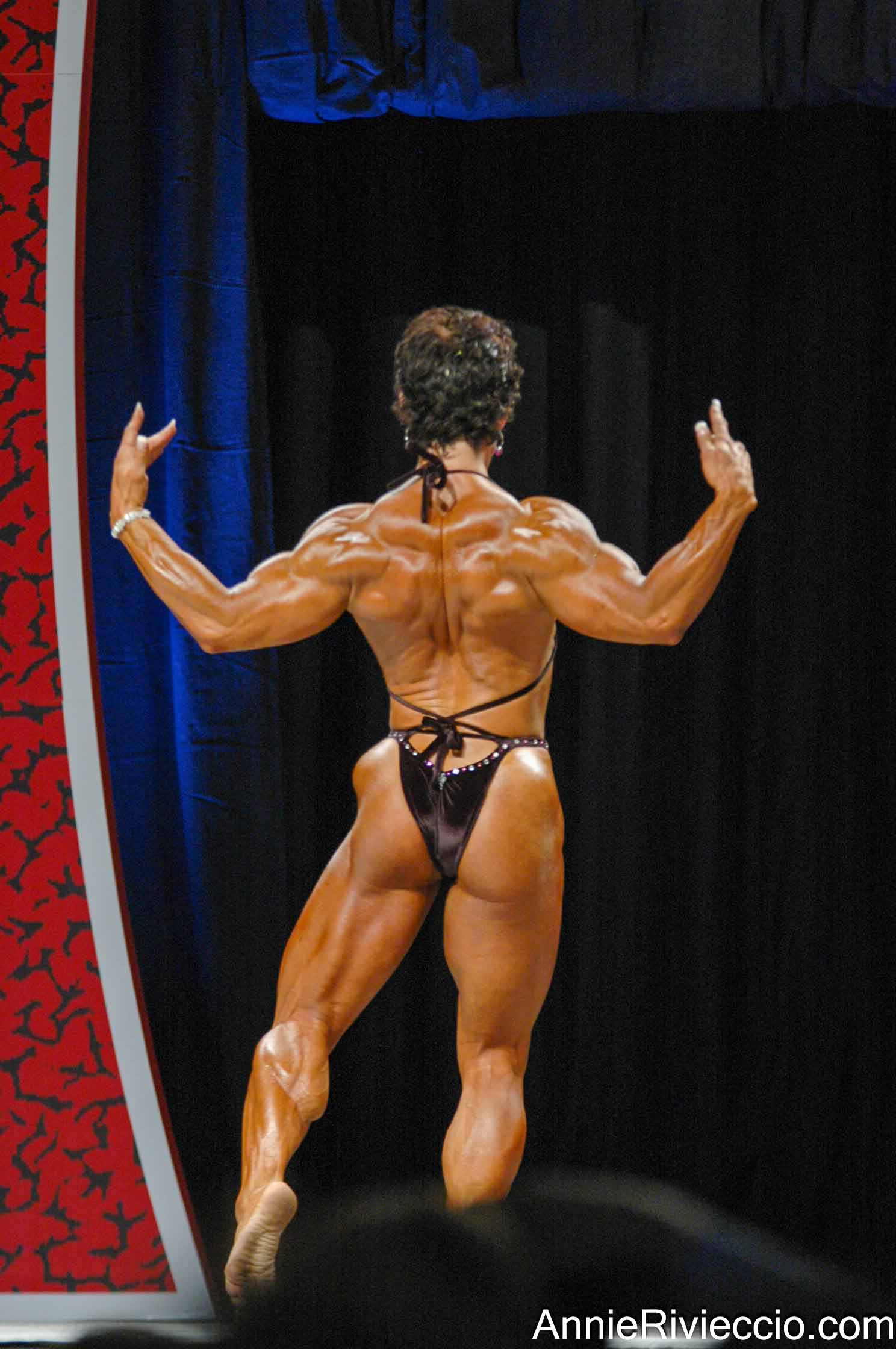 Annie Rivieccio