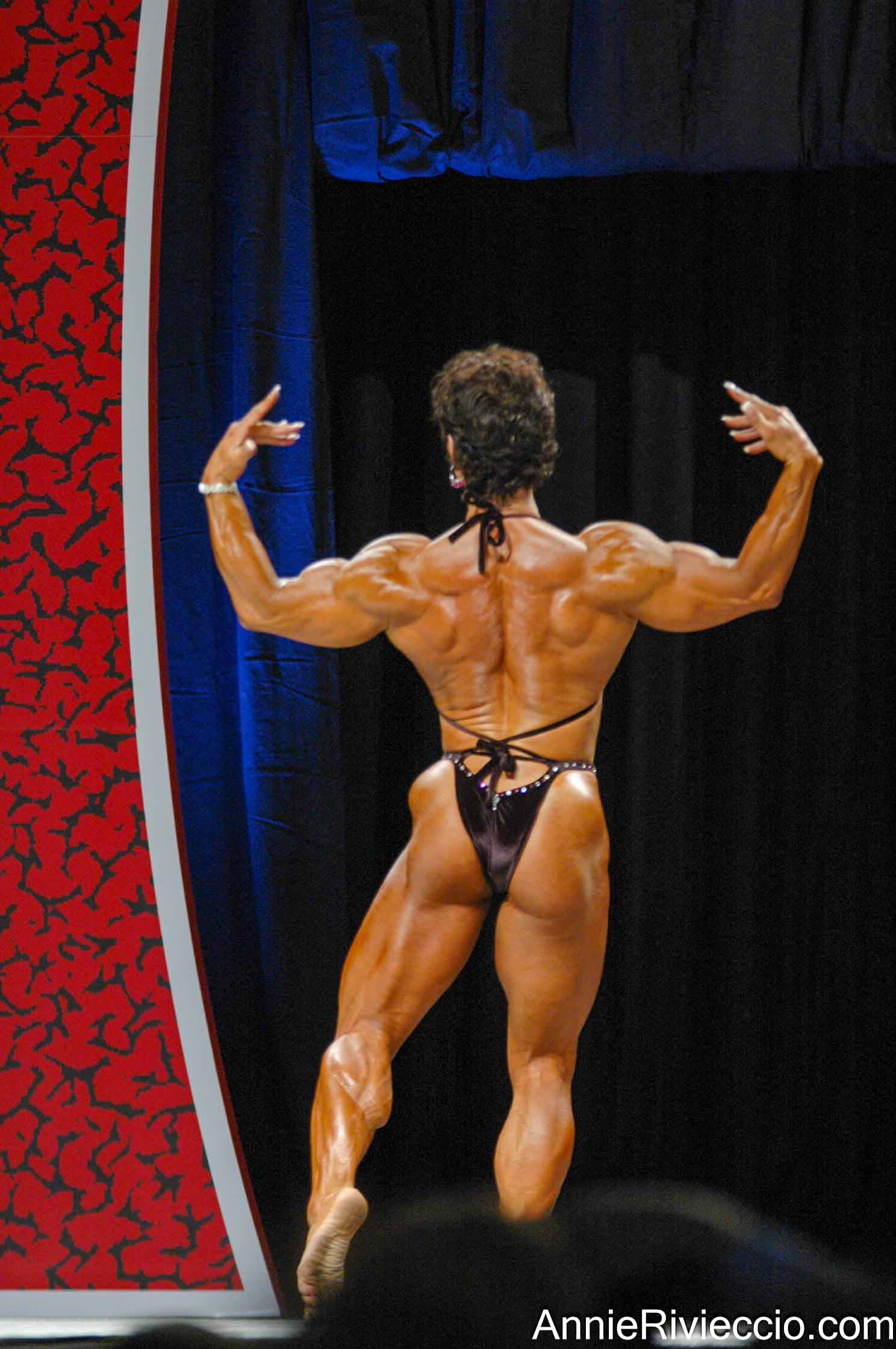Annie Rivieccio