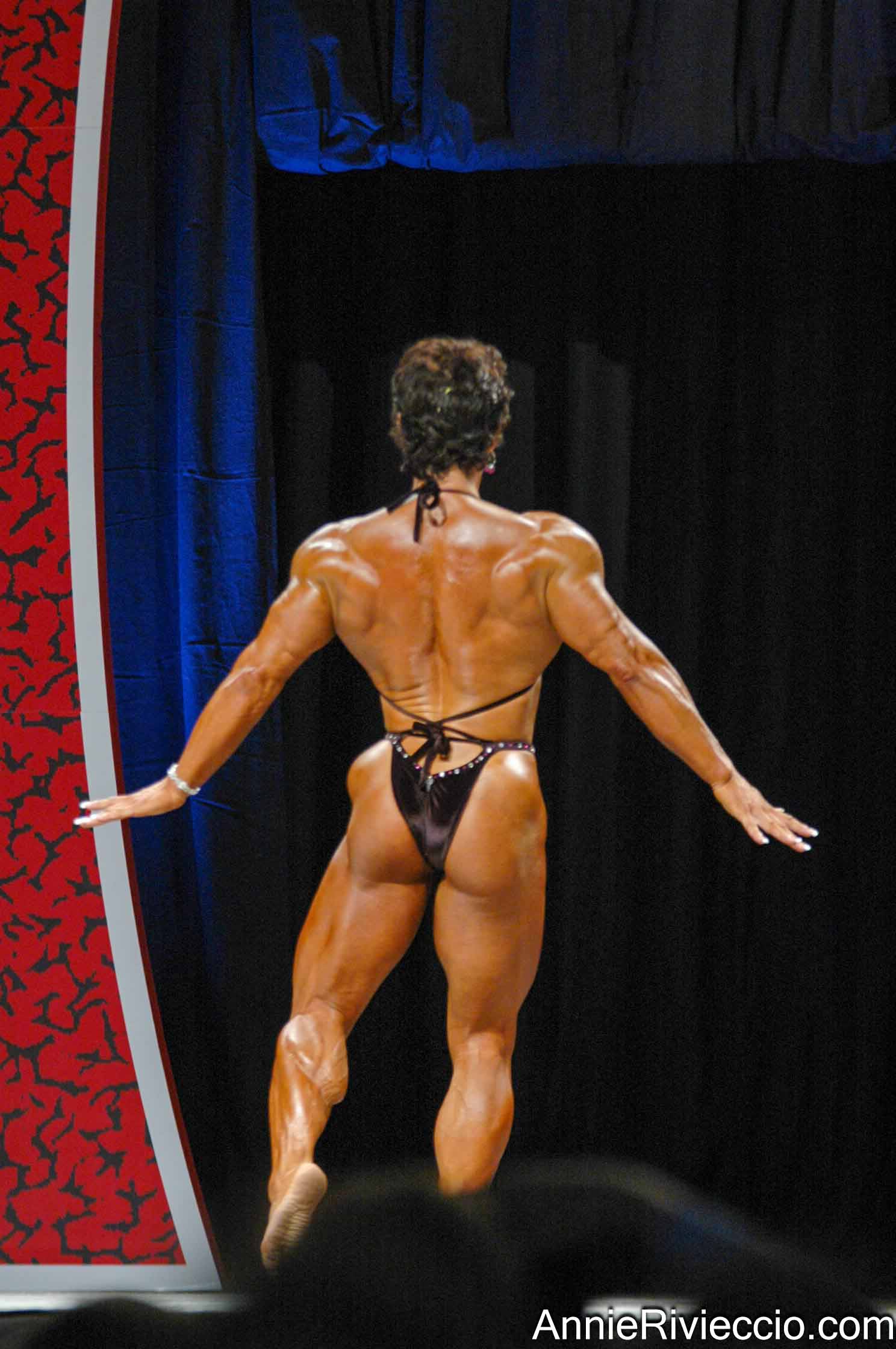Annie Rivieccio