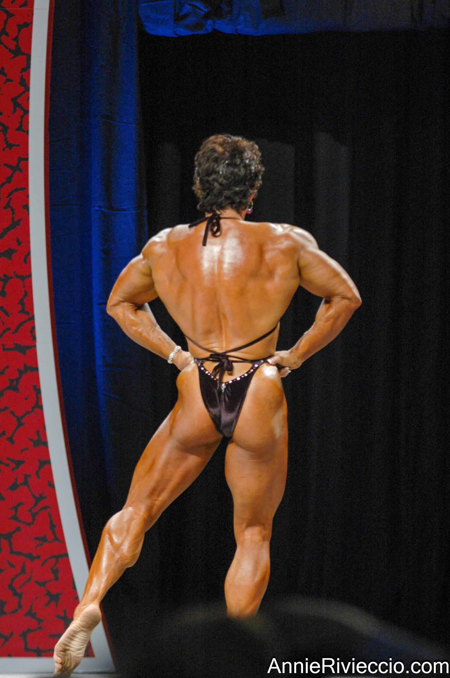 Annie Rivieccio