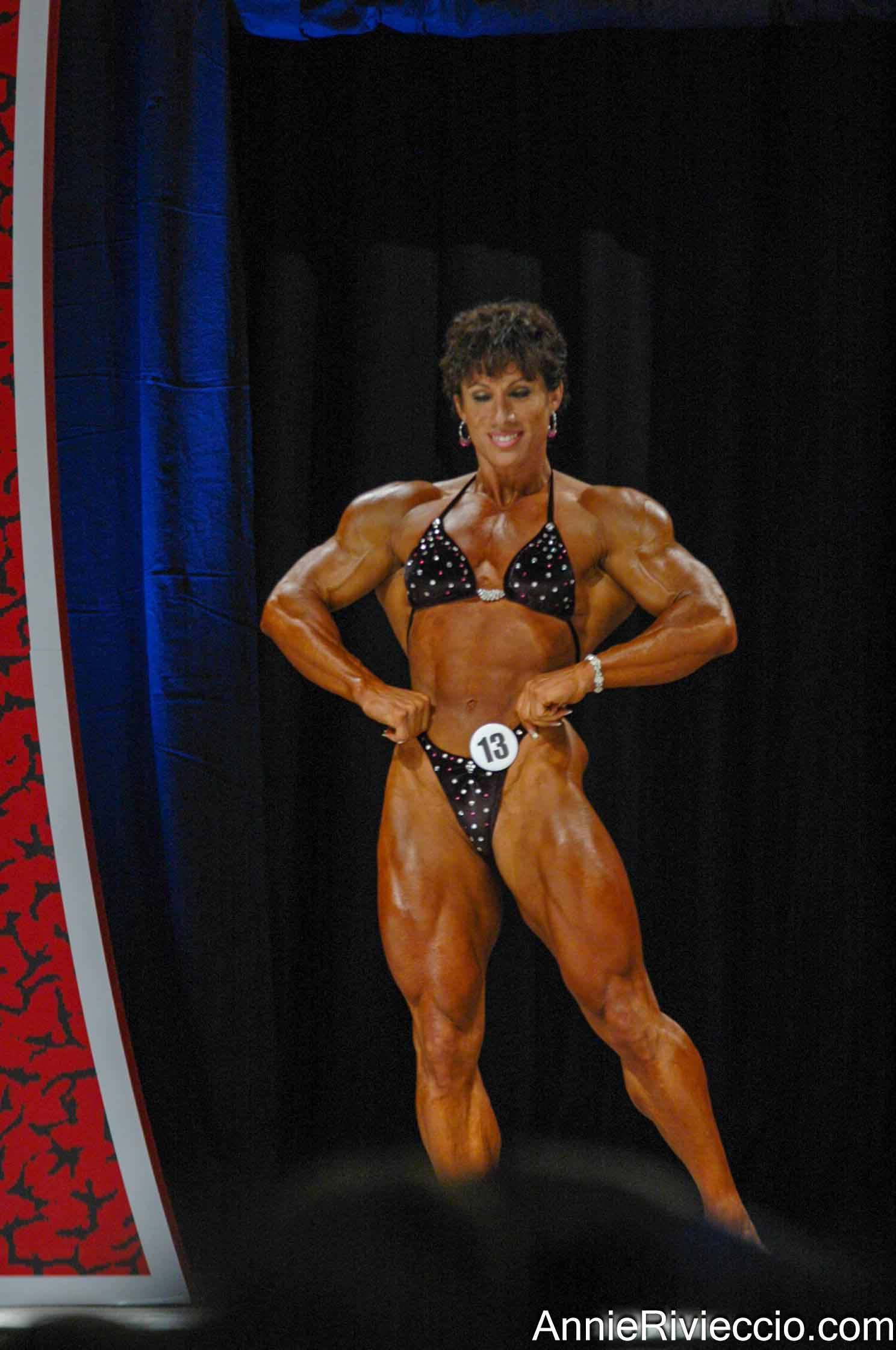 Annie Rivieccio