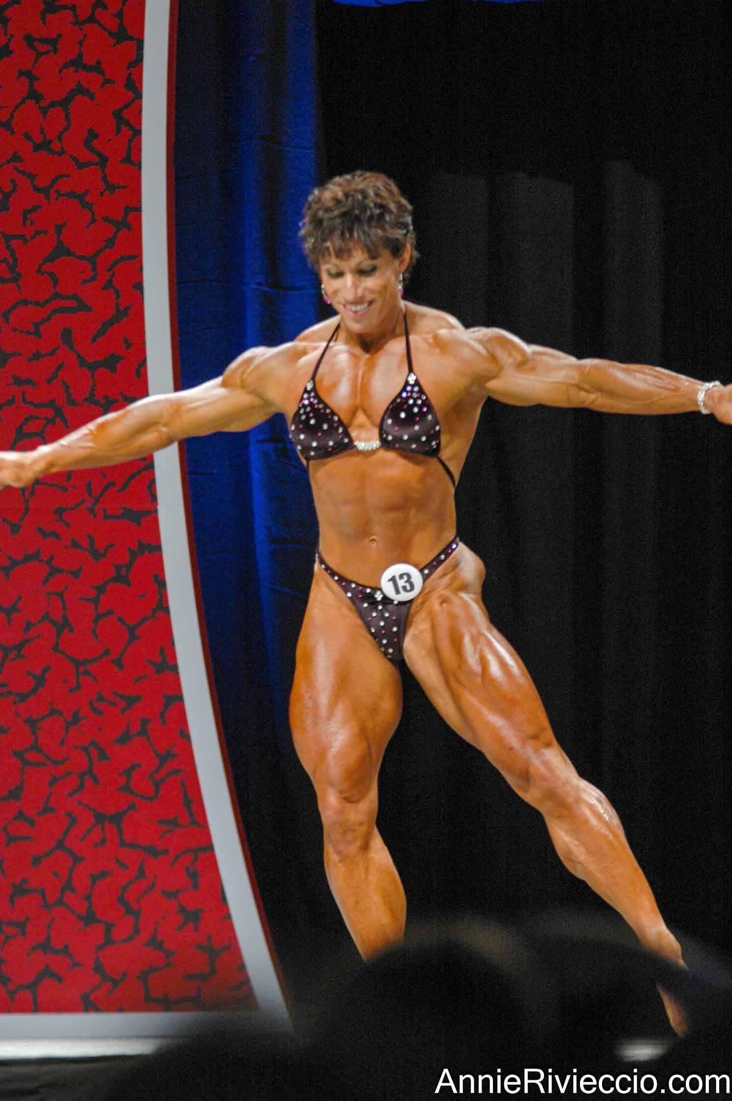 Annie Rivieccio
