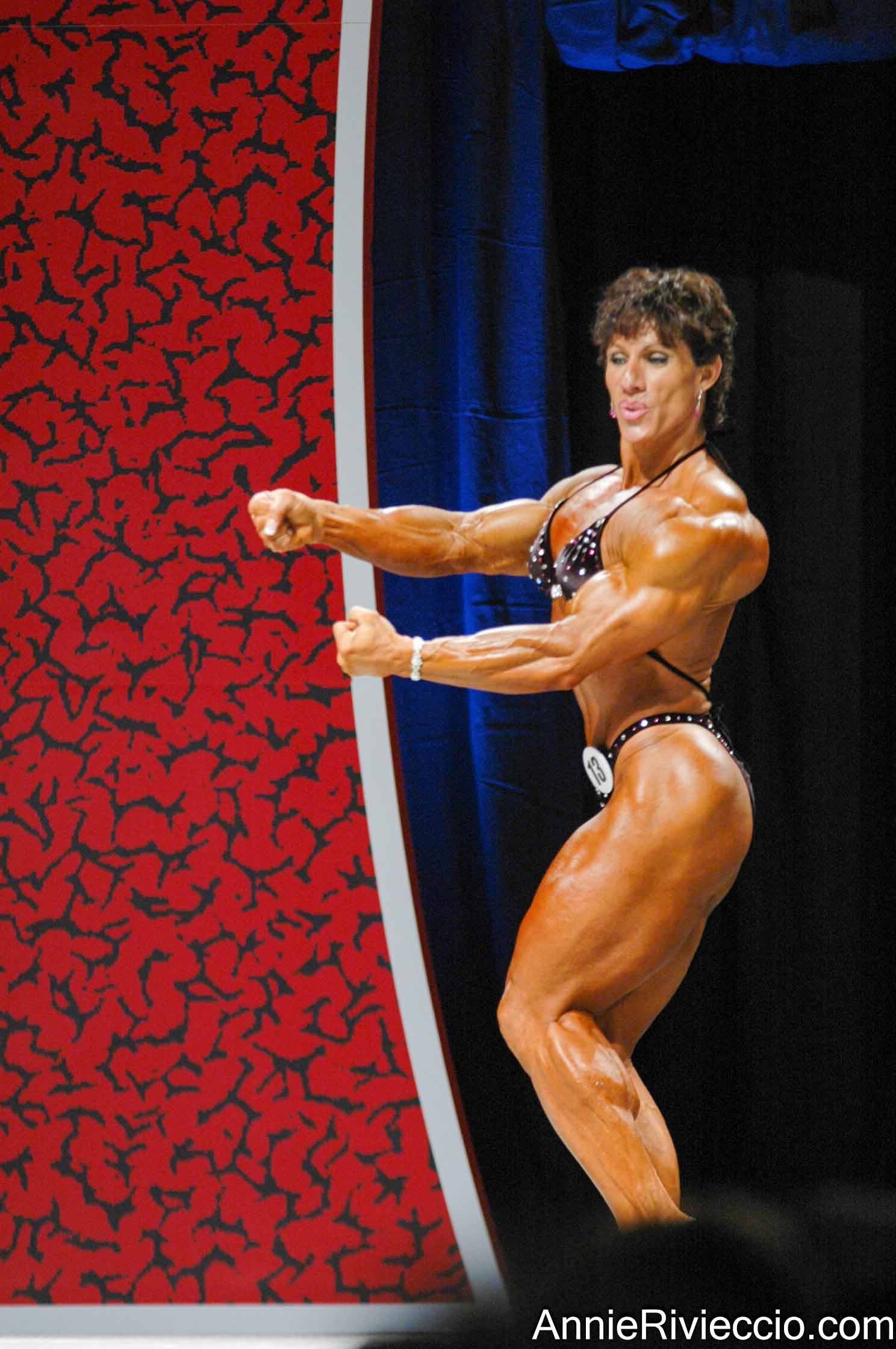 Annie Rivieccio