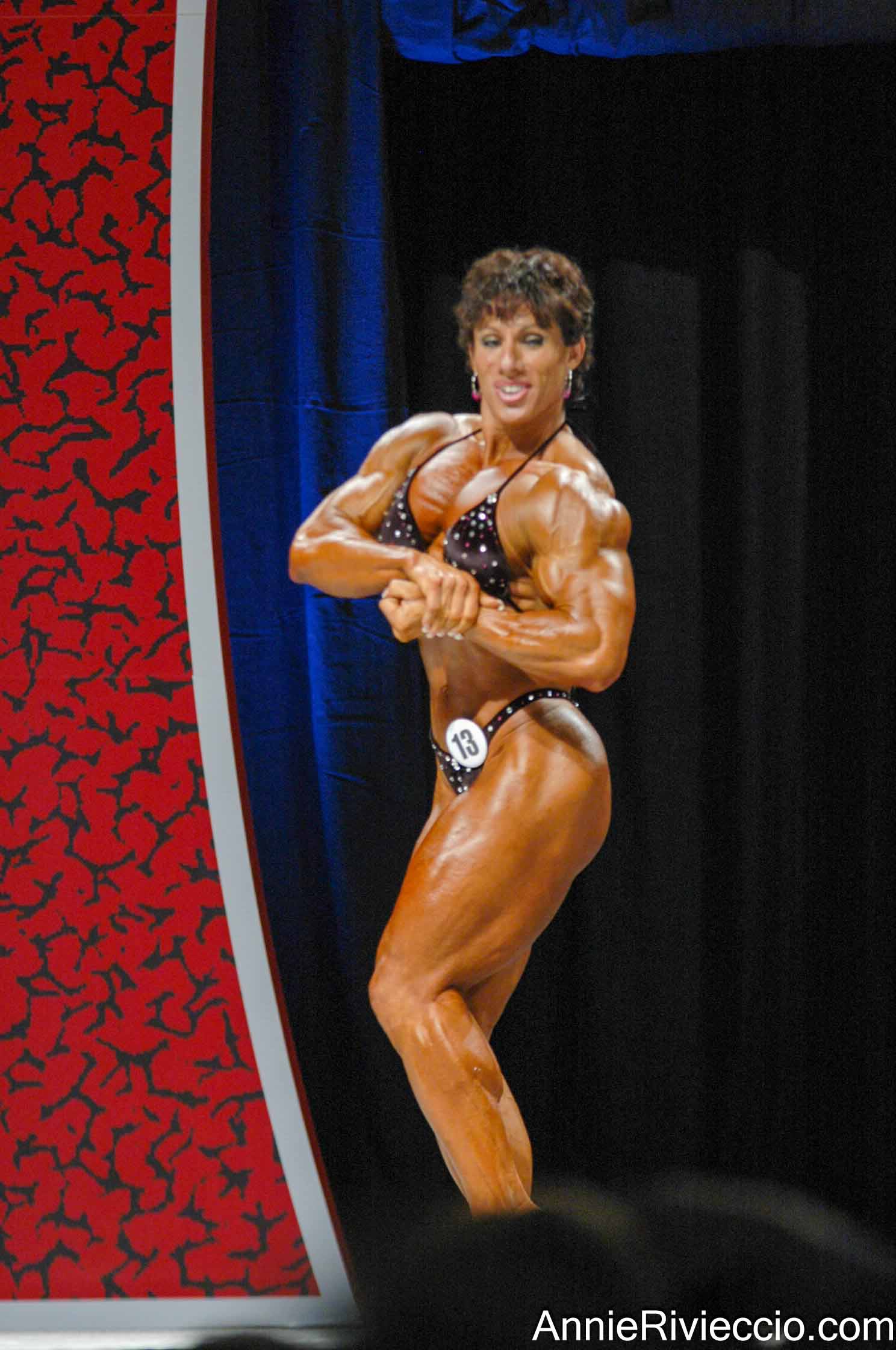 Annie Rivieccio