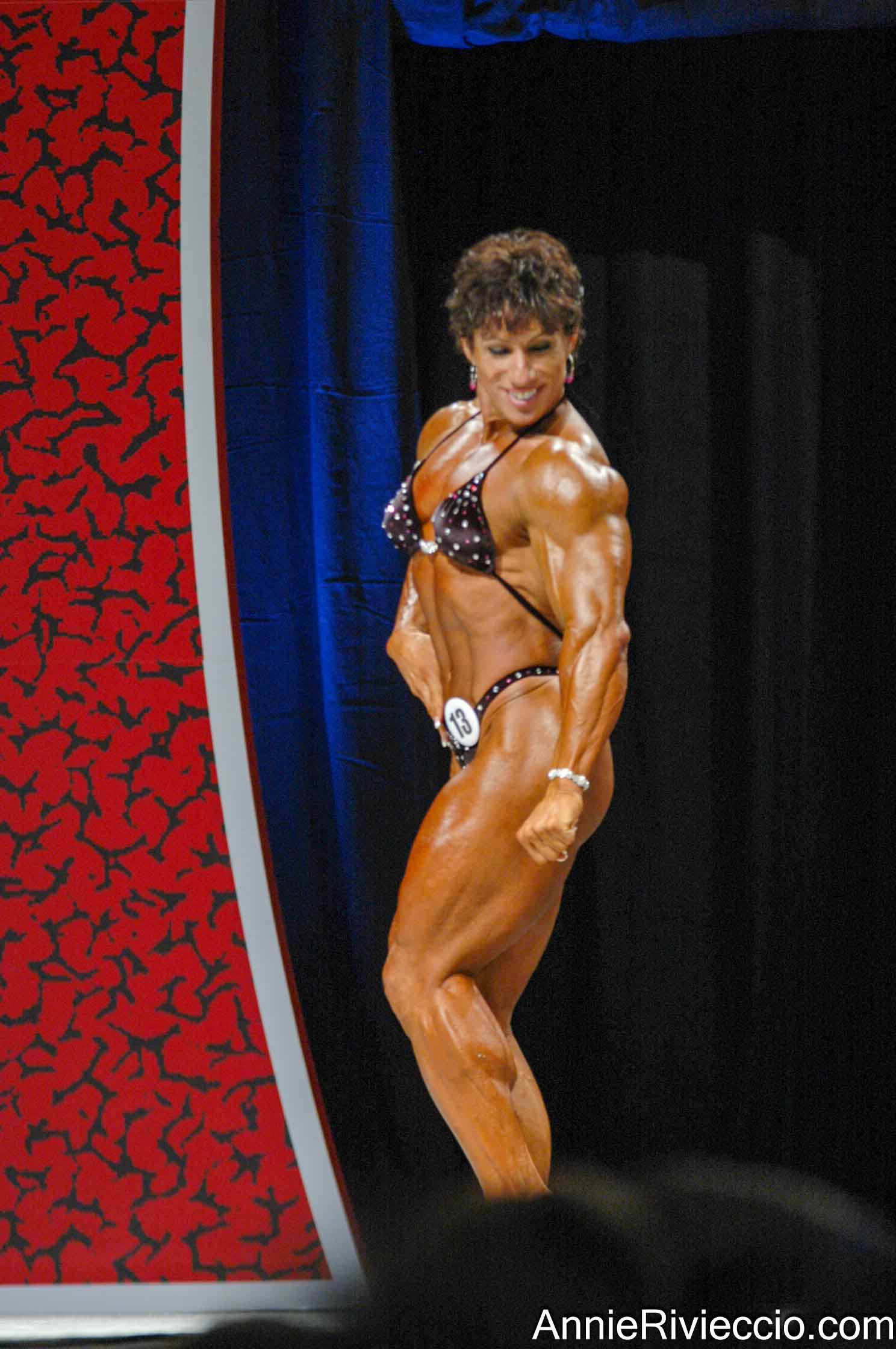 Annie Rivieccio